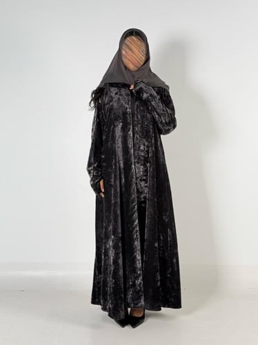 عبايه شوق نص كلوش بقماش مخمل ثلجي ناعم بفتحه اصبع...