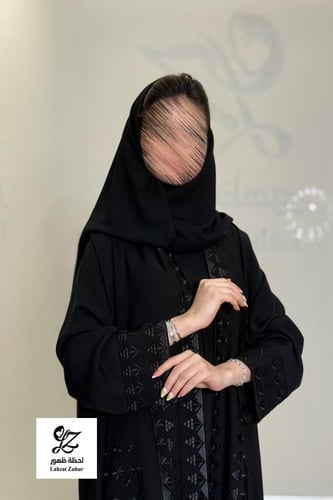 عبايه سموكلوش بتطريز يدوي ناعم قماش انترنت