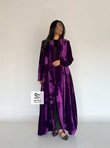 بليزر الفريده بقماش مخمل كوري