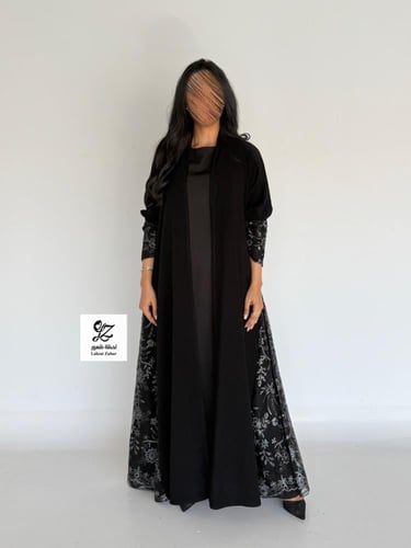 عبايه مشاعل كلوش بقماش ملكي بتدخيل ترتر فخم