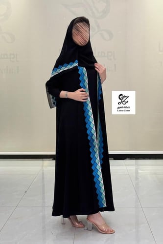 عبايه نيهال سودا كلوش كامل بتدخيل تطريز نيلي