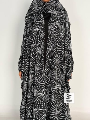 عبايه غروب بشت بقماش شيفون مشجر مع الطرحه