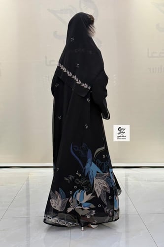 عبايه كلوش بقماش شيفون مشجر مع الطرحه