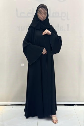 عبايه دبل كلوش بقماش انترنت اسود بتحديد اسود