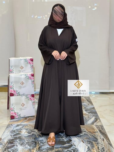 عبايه دبل كلوش كم وسيع بقماش بلاك بيري بني