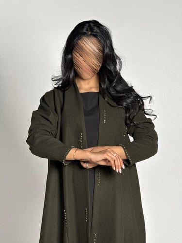 عبايه الماس بقماش جوخ شتوي زيتي