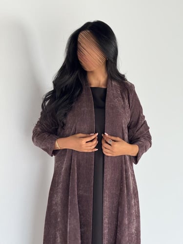 عبايه كلوش بقماش مخمل تركيي