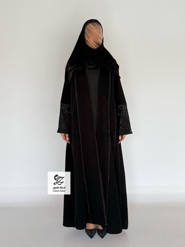 عبايه سمو كلوش بقماش كريب اندنوسي بتدخيل شيفون لمع...