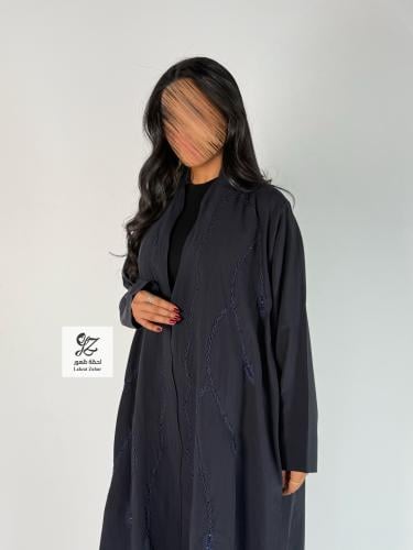 عبايه كلوش بقماش حرير ياباني بتدخيل شك ناعم كحلي