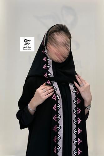 عبايه نجد دبل كلوش بقماش ملكي اسود بتدخيل تطريز نا...