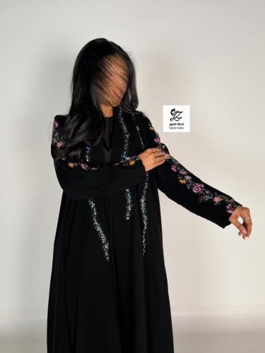 عبايه ميسان بقماش اندنوسي فخم بتدخيل تطريز يدوي