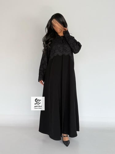 عبايه نايلا بتدخيل دانتيل جوبير كلوش بقماش اندنوسي...