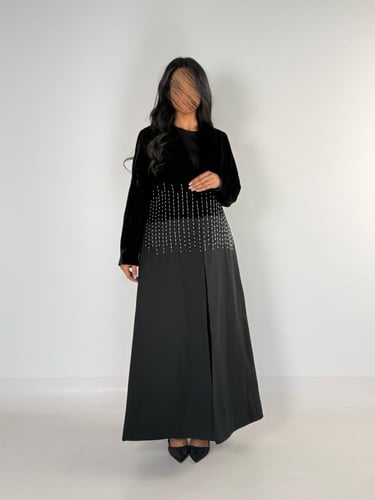 بليزر سنار بقماش مخمل كوري بتدخيل تطريز ناعم اسود