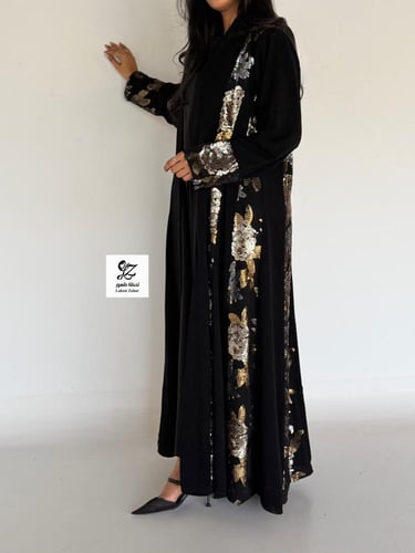 عبايه ليلا بقماش ملكي تدخيل ترتر