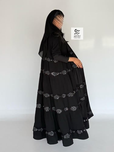 عبايه شمس كلوش طبقات بقماش ملكي اسود فاحم بتدخيل ت...