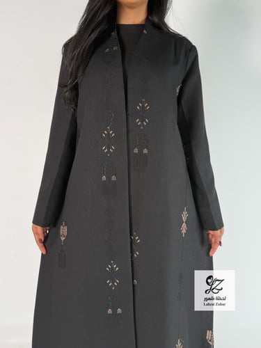 عبايه بليزر رسمي بقماش لنن هندي مطرز اسود
