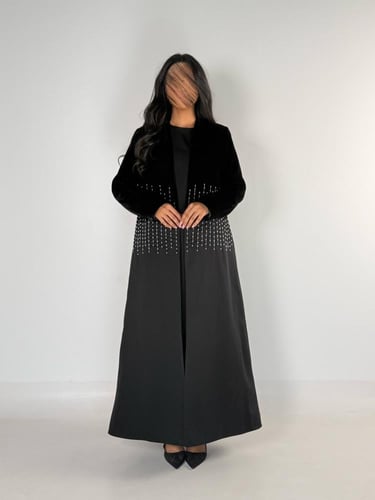 بليزر سنار بقماش مخمل كوري بتدخيل تطريز ناعم اسود