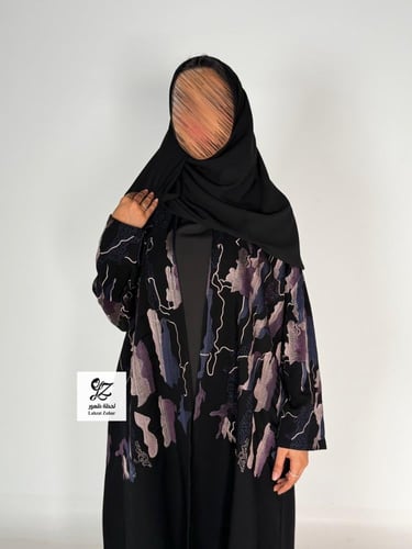 عبايه نيهاد بقماش سراميك اسود بتطريز كامل