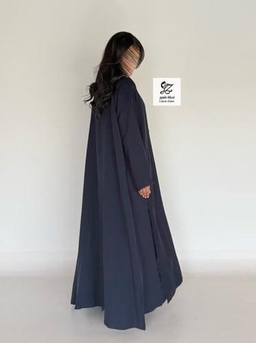 عبايه حور نص كلوش بقماش حرير ياباني بتدخيل تطريز ن...