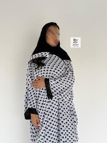 عبايه سوسو منقط دبل فيس ابيض