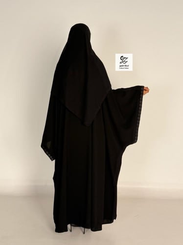 عبايه فجر بقصه كويتيه قماش ملكي فتنامي