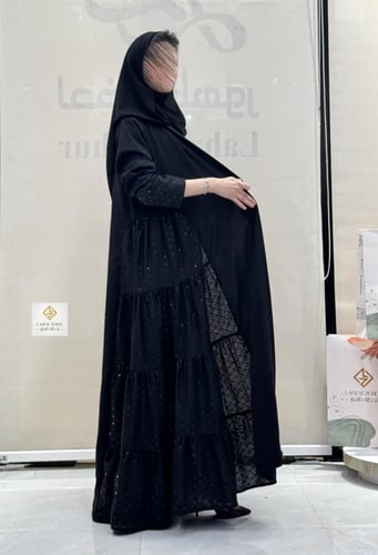 ‏عباية ثراء ‏كلوش بتدخيلات ركاما اسود