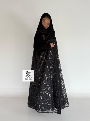 عبايه ميعاد بقماش اندنوسي اسود بتدخيل دانتيل مطرز...