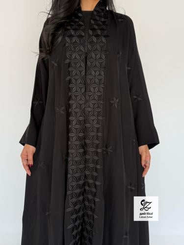 عبايه سراب دبل كلوش بقماش انترنت مطرز