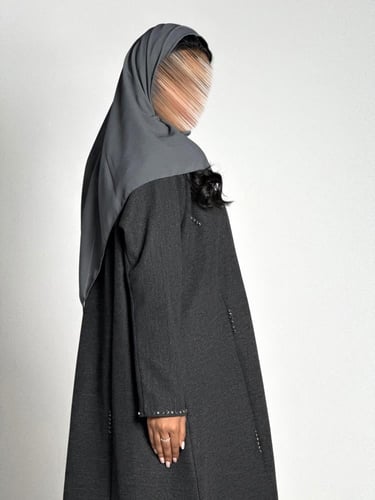 عبايه الماس بقماش جوخ شتوي رمادي