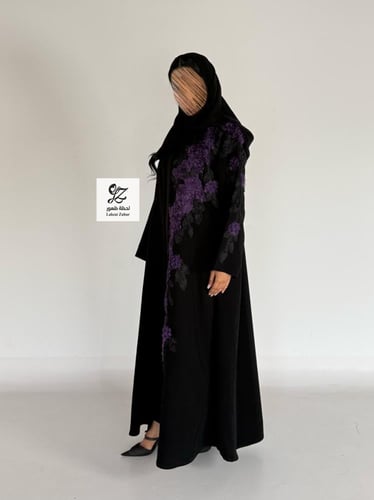عبايه افراح كلوش بتدخيل تطريز مميز