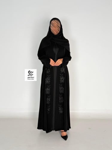 عبايه رباب كلوش بقماش ملكي بتدخيل شك ناعم