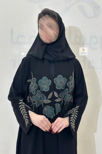 عبايه سنبله كلوش بتطريز يدوي فخم