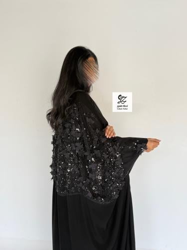 عبايه إسراء قطري بقماش ملكي