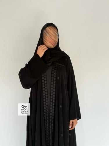 عبايه دبل كلوش بقماش شاكيرا مشجر اسود