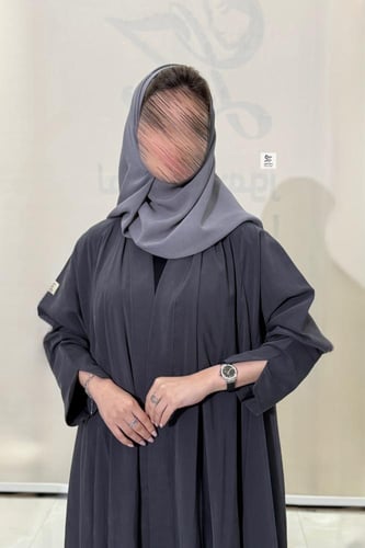 عبايه كلوش كامل بقماش حرير ياباني صيفي رمادي