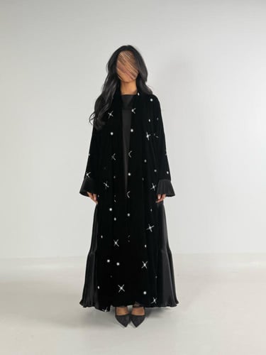 عبايه ميرال كلوش بقماش مخمل كوري مع كسرات ب الخلف