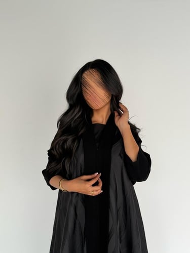 عبايه الجادل دبل كلوش بقماش مكلي فاحم مع تفته هندي...