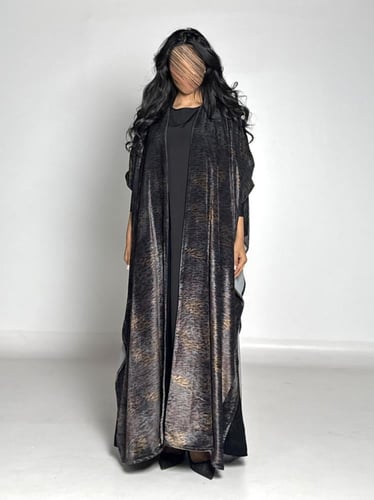 عبايه طله بقماش مخمل تركي مشجر نمري