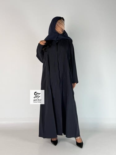 عبايه كلوش بقماش حرير ياباني بتدخيل شك ناعم كحلي