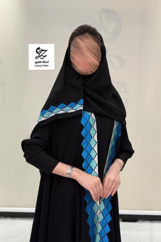 عبايه نيهال سودا كلوش كامل بتدخيل تطريز نيلي