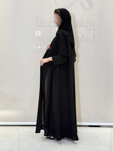 عبايه كلوش سدو ف الاكمام وقدام بقماش اننرنت لون اس...