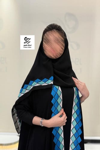 عبايه نيهال سودا كلوش كامل بتدخيل تطريز نيلي