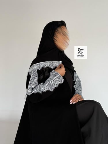 عبايه نوره بقماش كريب اندنوسي اسود فاحم بتدخيل كلف...