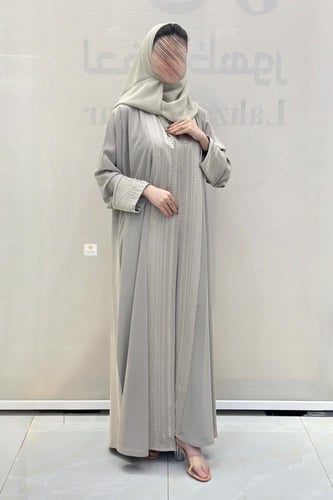 عباية كلوش سدو في الاكمام و قدام قماش انترنت بيج