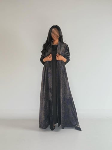 عبايه نسايم كلوش بقماش مخمل مشجر تايقر