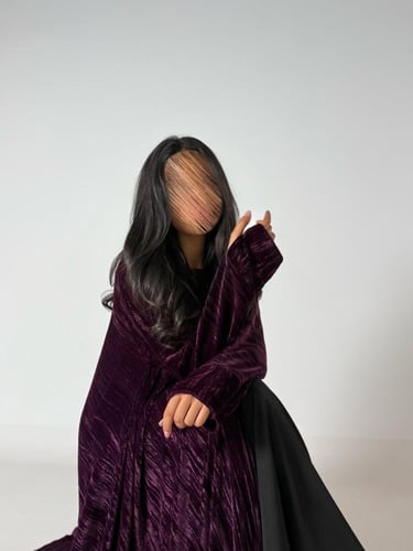 عبايه شوق دبل كلوش بقماش مخمل مكسر موف.بفتحه اصبع