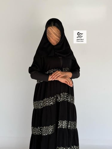 عبايه علاء الصيفيه بقماش ملكي اسود بتدخيل شيفون لم...