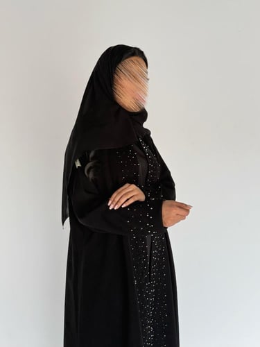 عبايه روز نص كلوش بتدخيل لولو ناعم