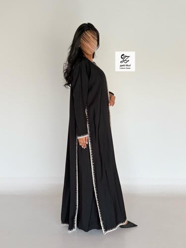 عبايه حور نص كلوش بقماش حرير ياباني بتدخيل تطريز ن...