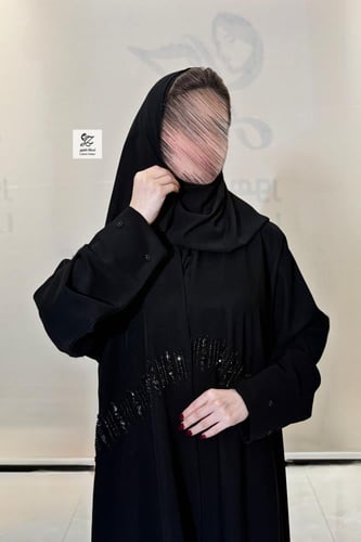 عبايه نص كلوش بقماش سراميك ملكي بتدخيل شك ناعم